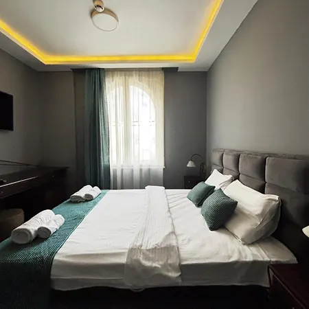 Dum By Muskat Hotel 3*