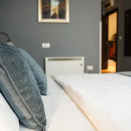 Dum By Muskat Hotel 3*