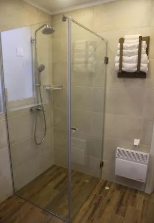 Dum By Muskat Szálloda Belgrád